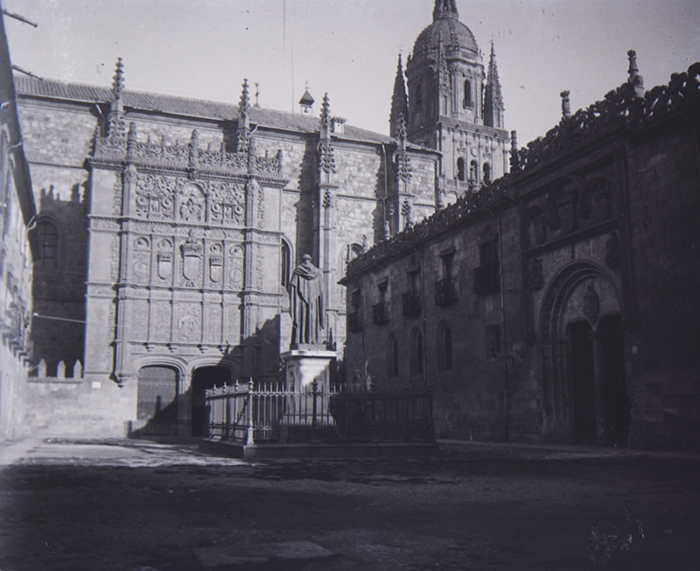 Universidad de Salamanca. Fotografía tomada por Don Santiago Ramón y Cajal